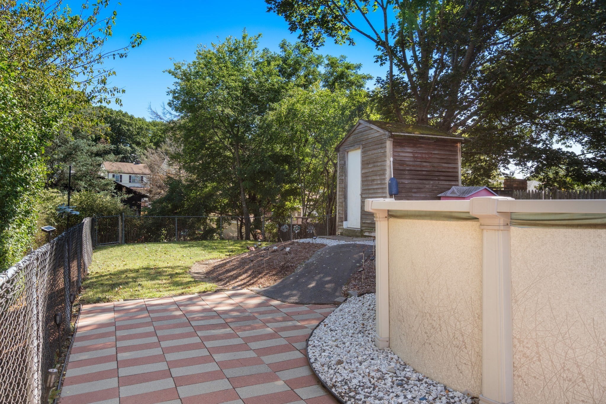 17 Cobb Street Property Photo 15