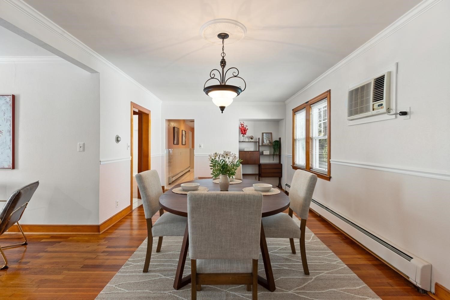 75 Park Ave Property Photo 7