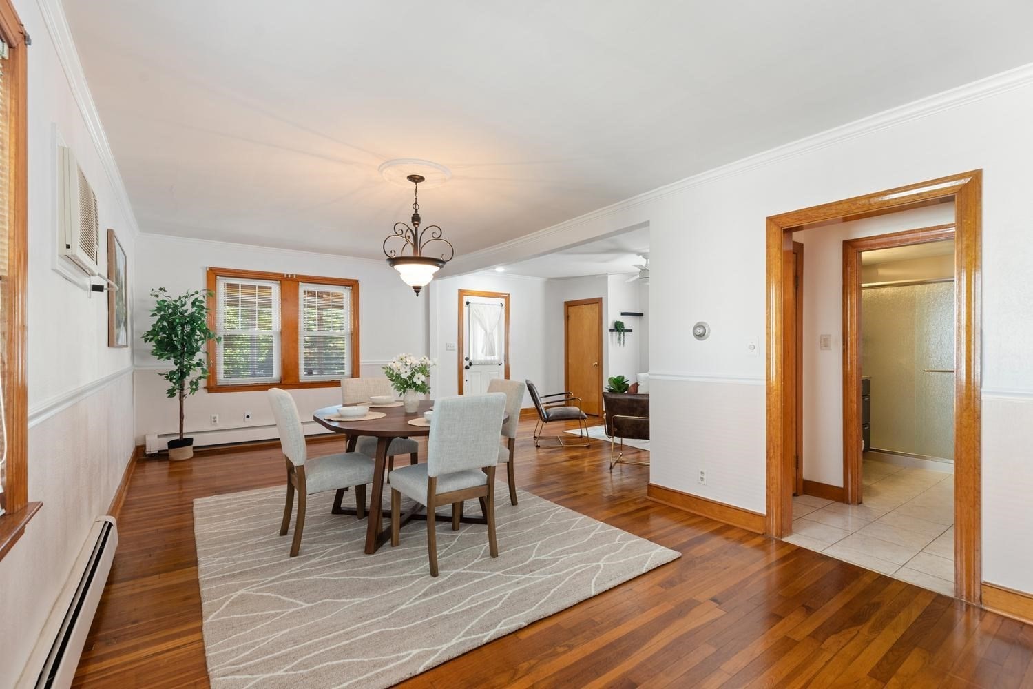 75 Park Ave Property Photo 8