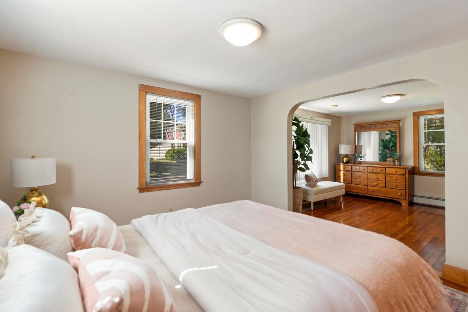 75 Park Ave Property Photo 17
