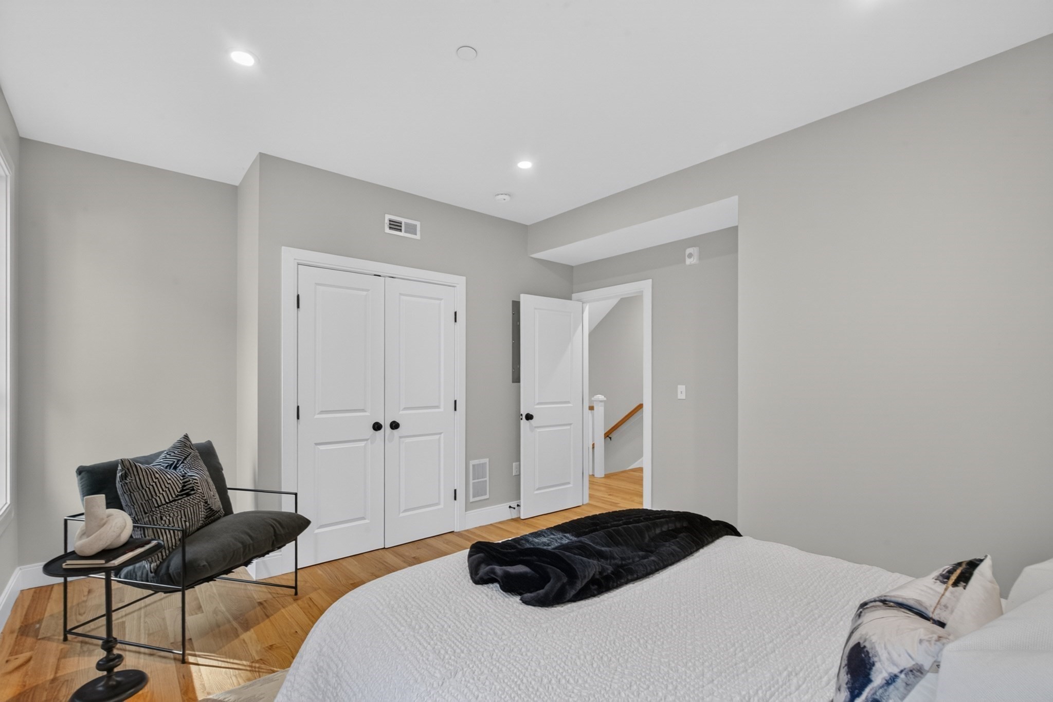 123-125 Centre Street # 6 Property Photo 14
