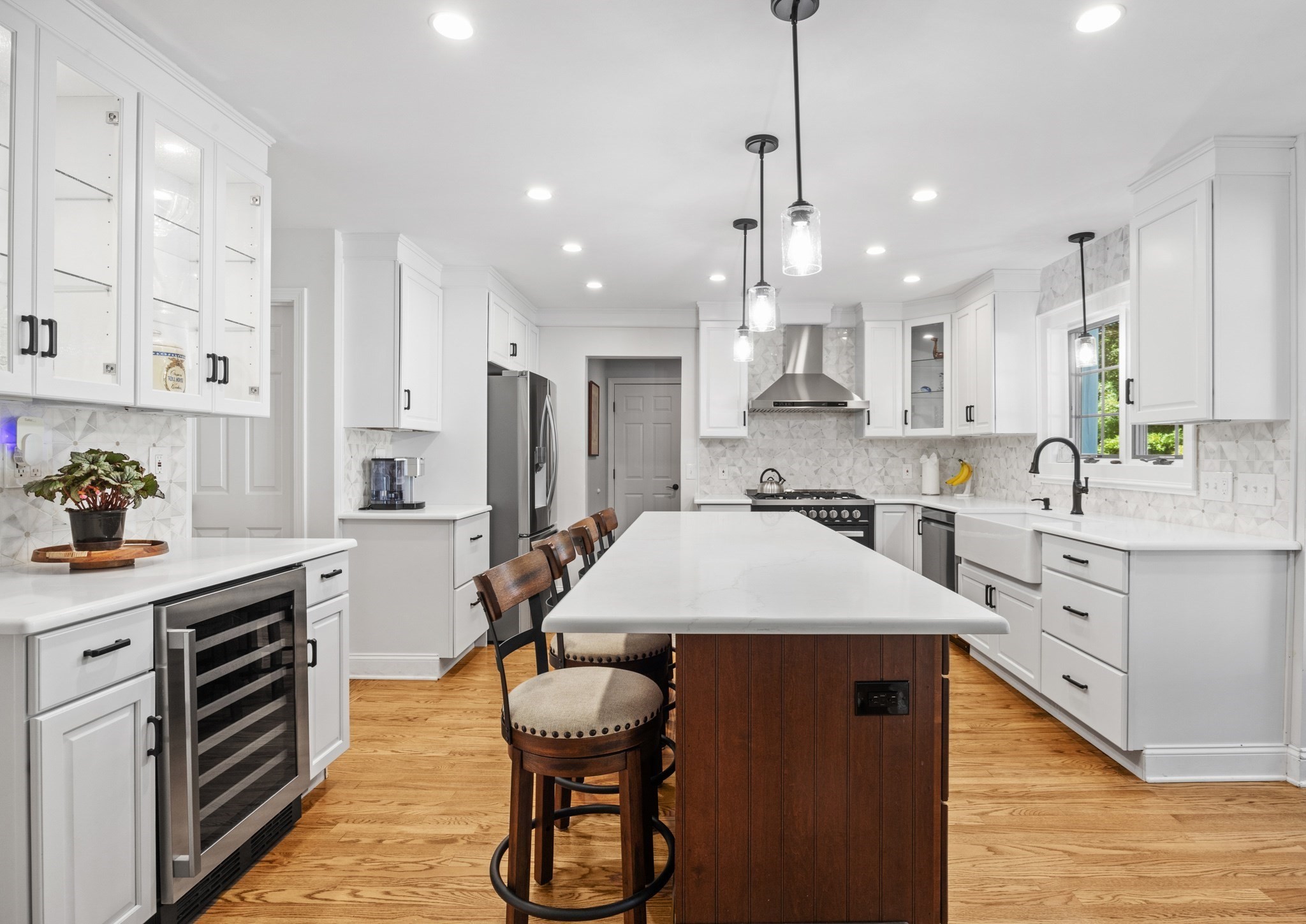 101 Diniz Drive Property Photo 13