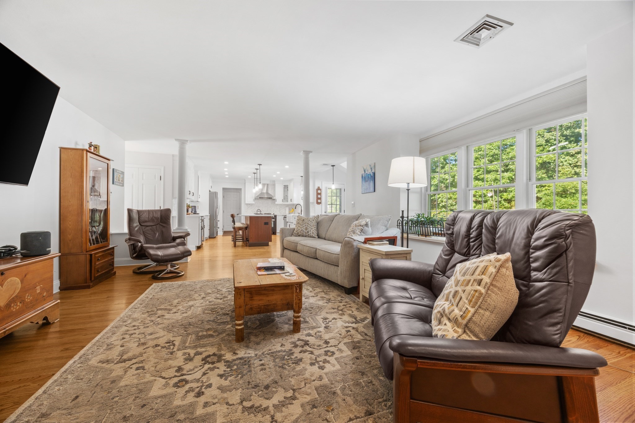 101 Diniz Drive Property Photo 18