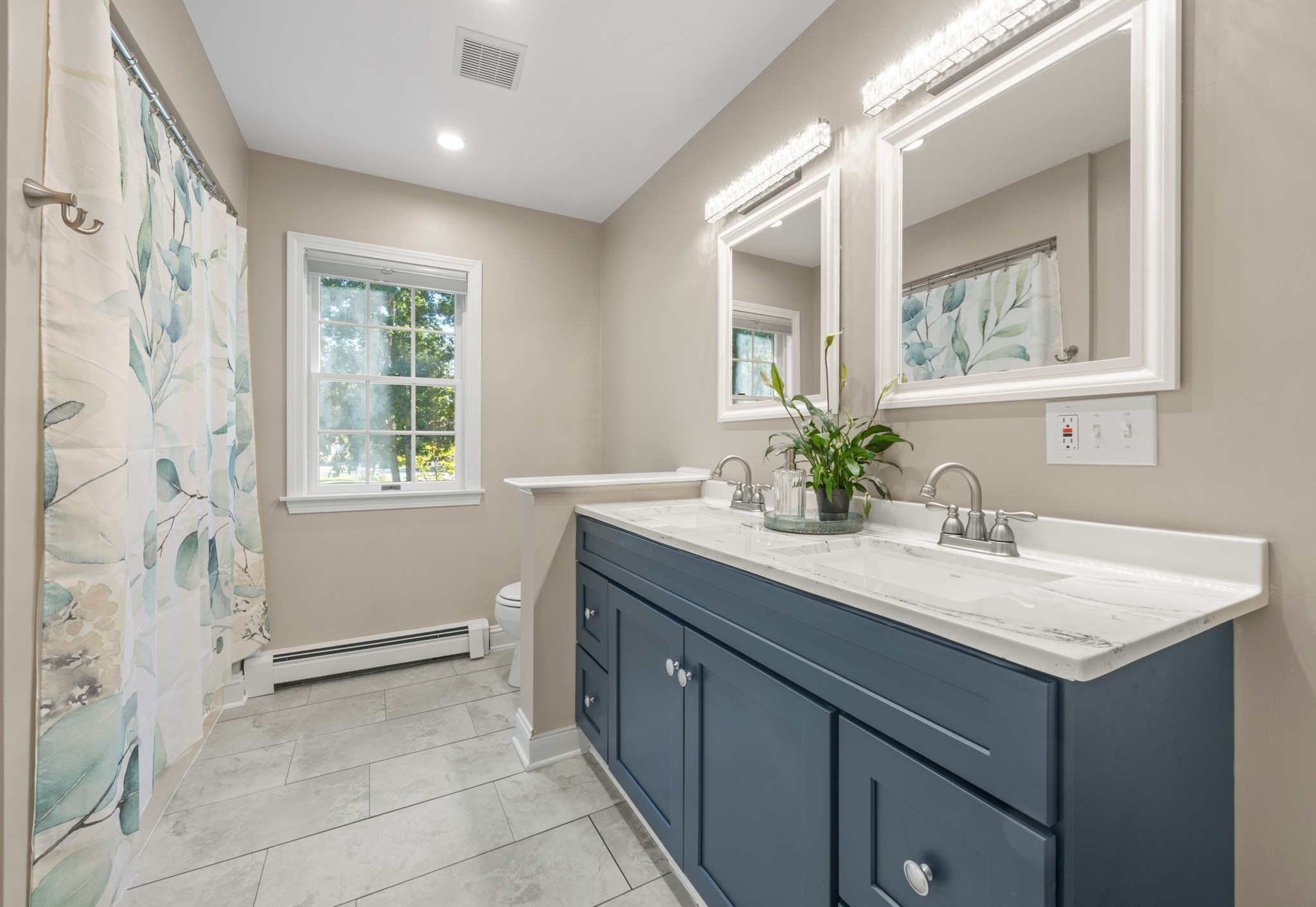 101 Diniz Drive Property Photo 35
