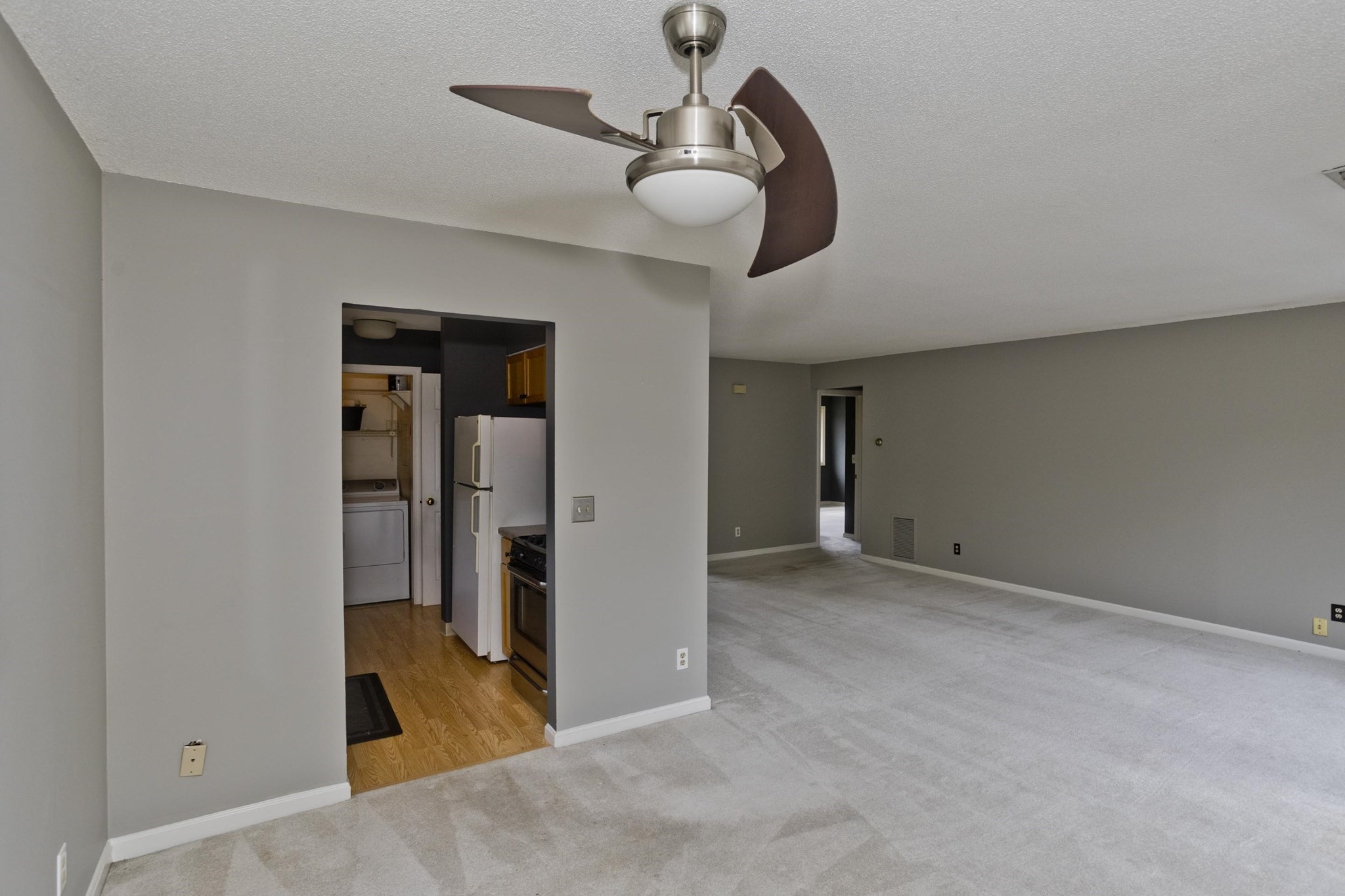 551 Nassau Dr # 551 Property Photo 7