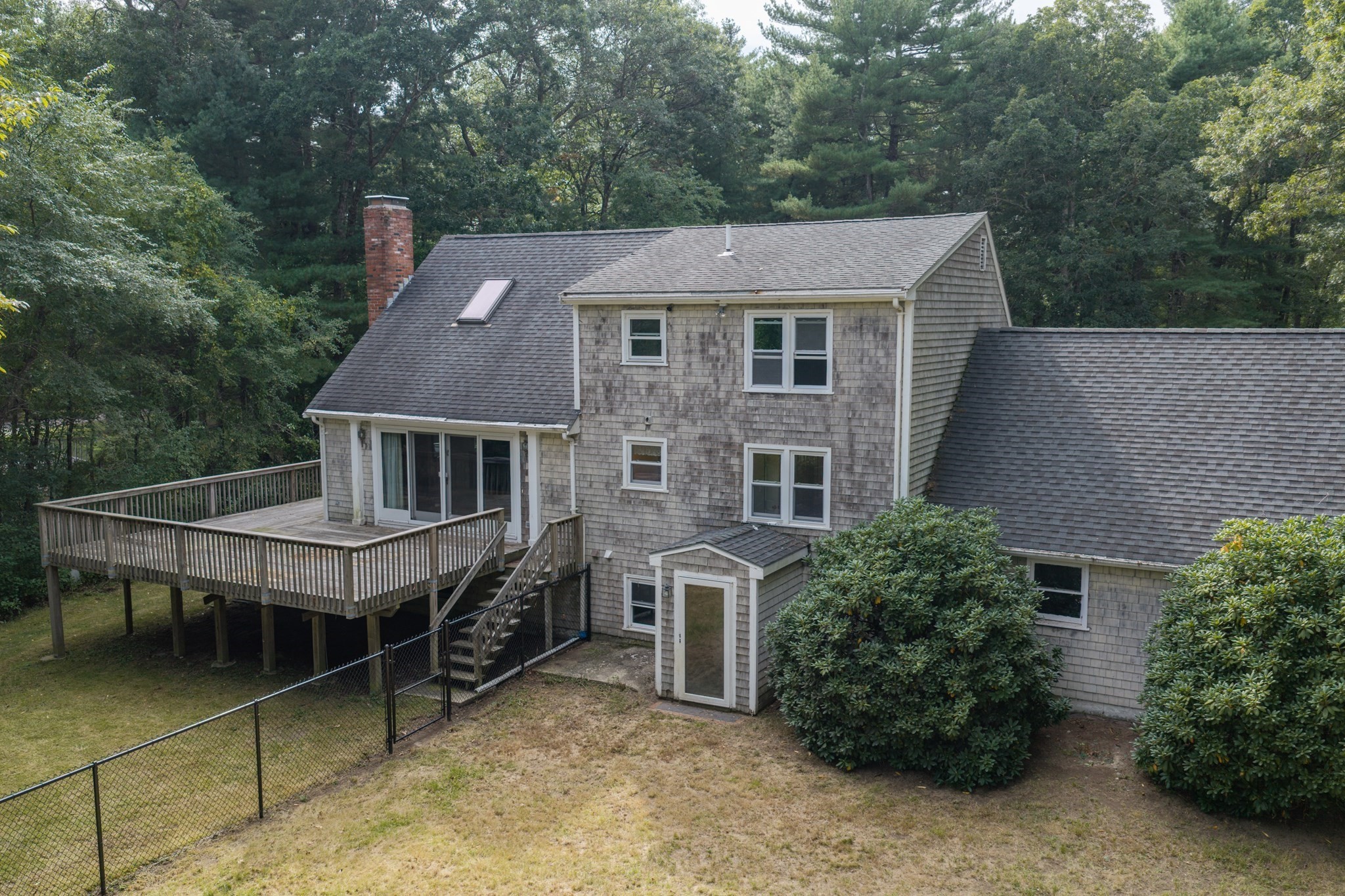15 N Precinct St Property Photo 4
