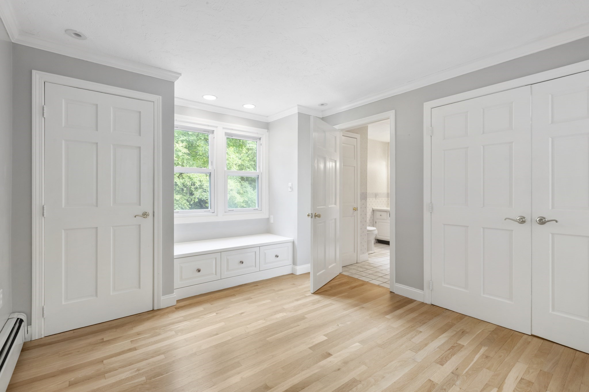 15 N Precinct St Property Photo 8