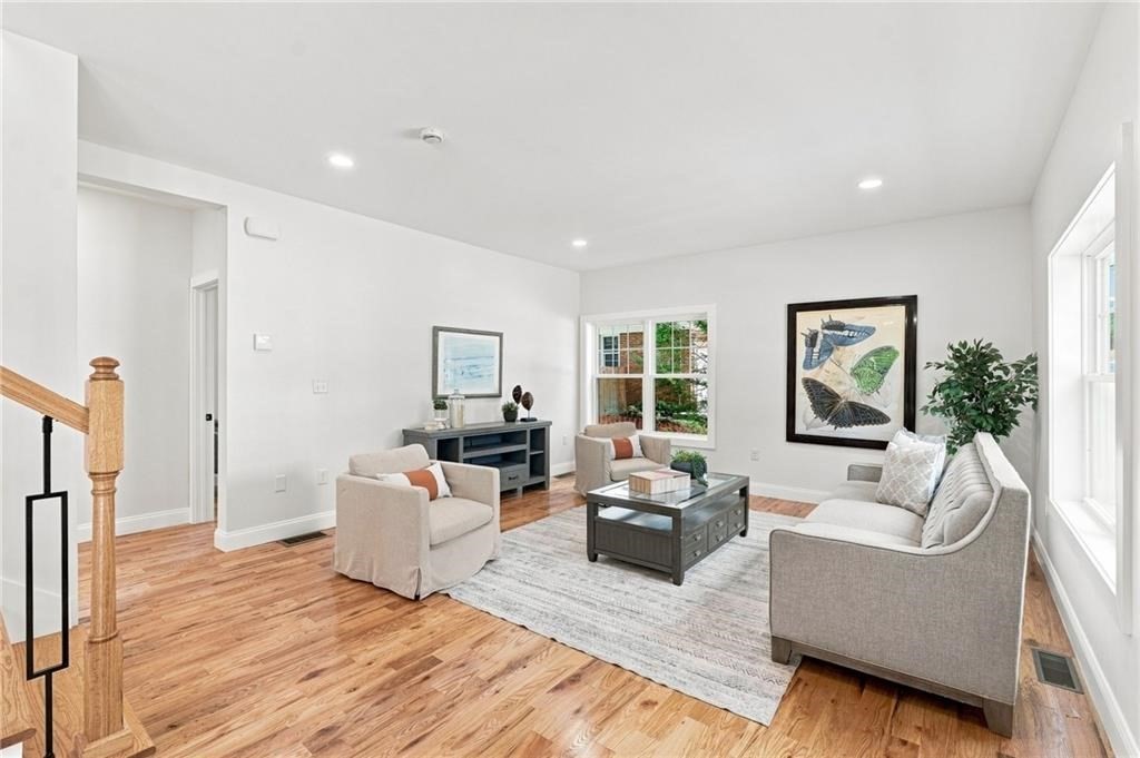 515 Gaskill St Property Photo 10