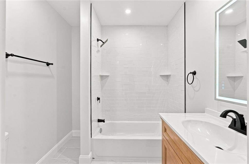515 Gaskill St Property Photo 31