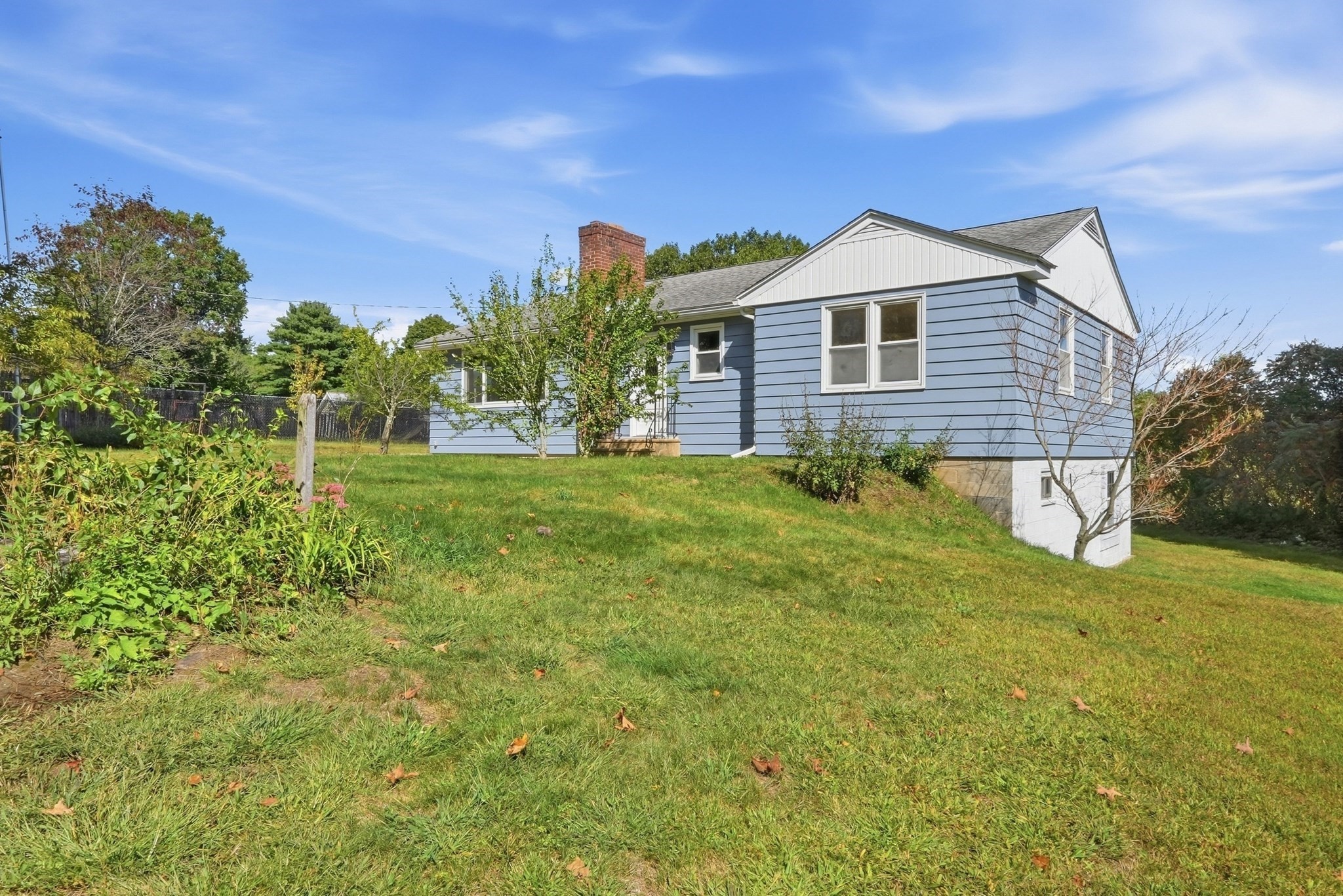 107 South St Property Photo 36