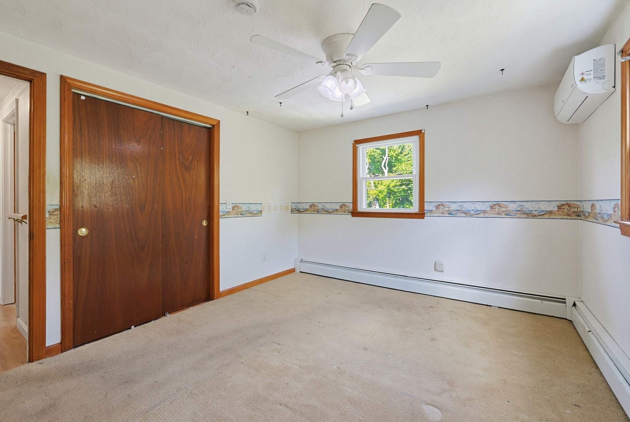 223 Reed Rd Property Photo 14