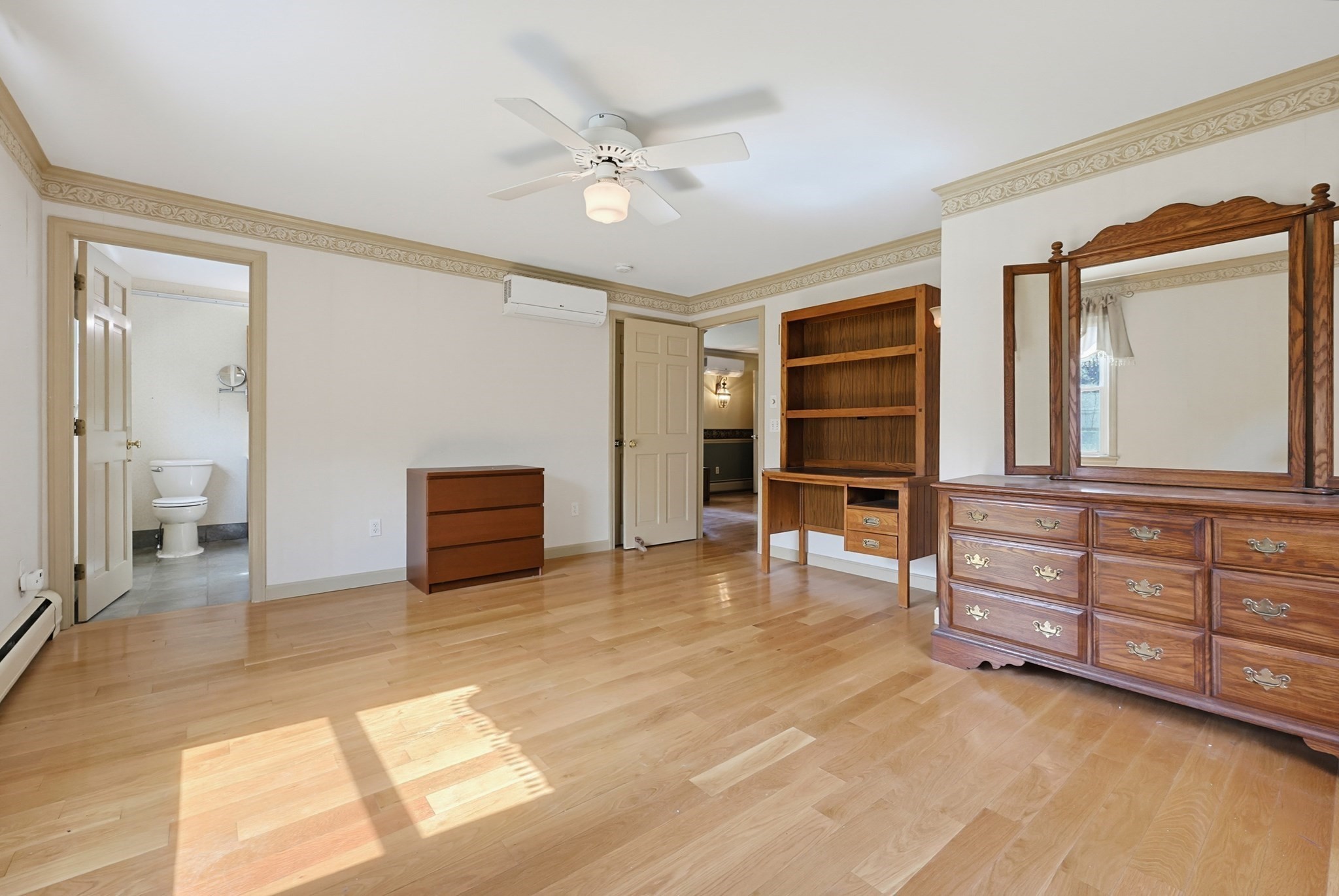 223 Reed Rd Property Photo 19