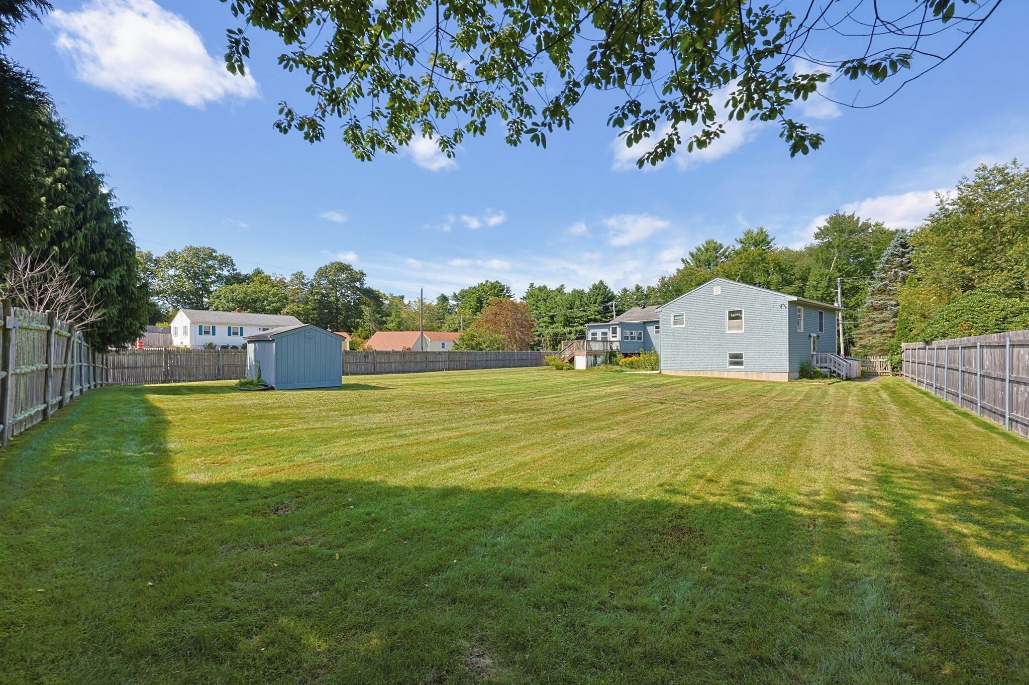 223 Reed Rd Property Photo 37