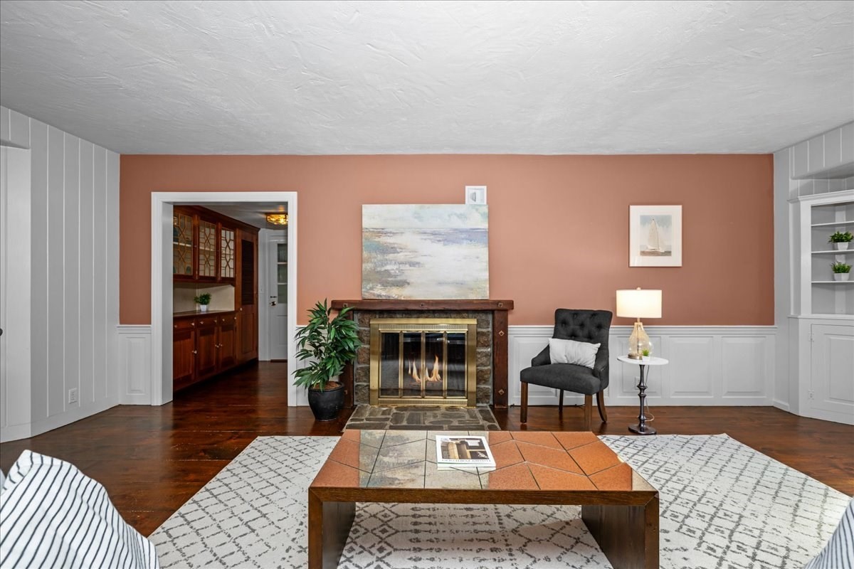 216 Boston Rd Property Photo 6