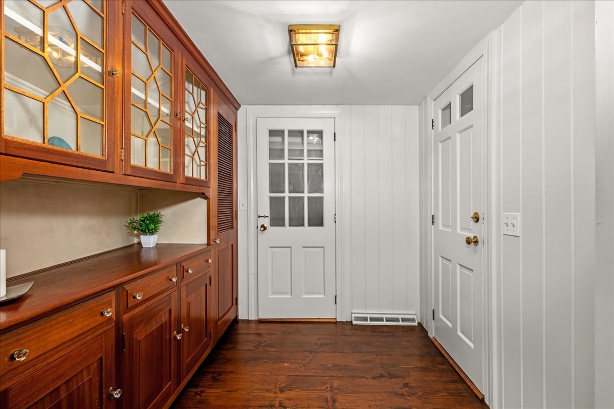 216 Boston Rd Property Photo 10