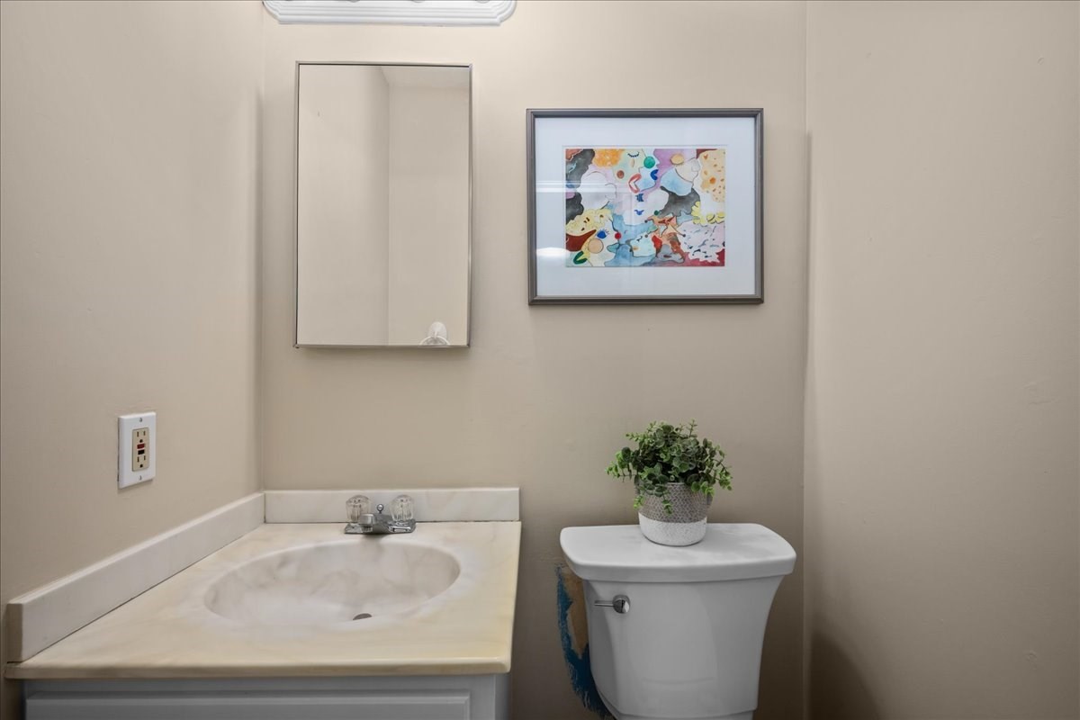 216 Boston Rd Property Photo 15