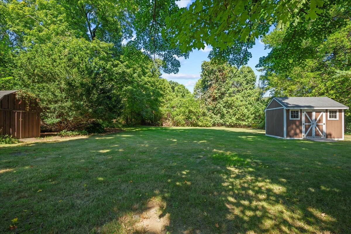 216 Boston Rd Property Photo 31