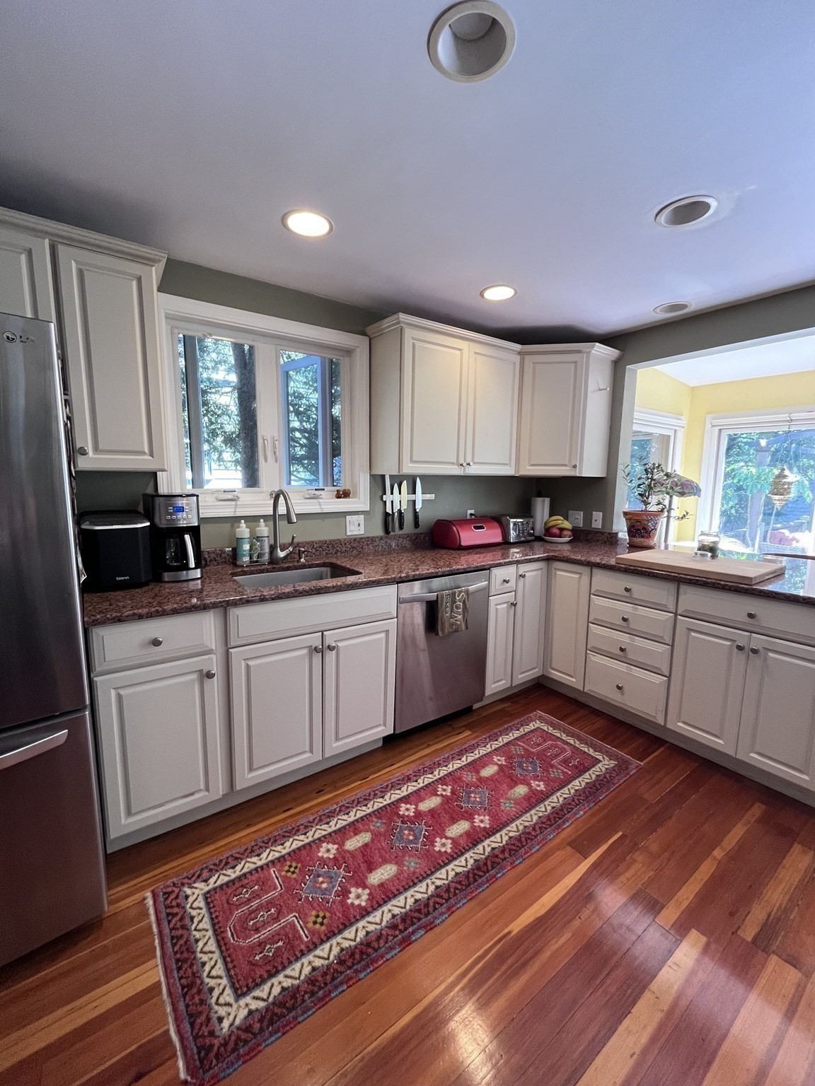 186 Highland Ave Property Photo 9
