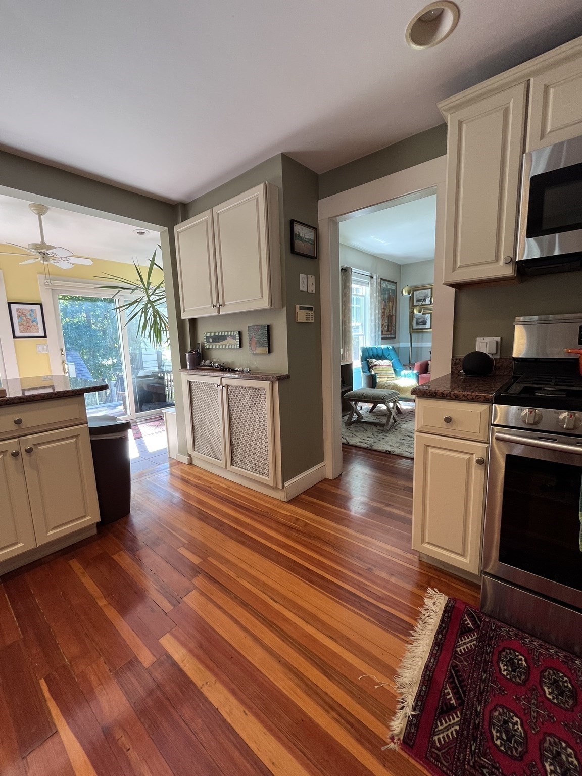186 Highland Ave Property Photo 10