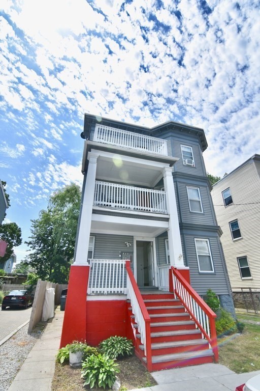 42 Colonial Ave # 2 Property Photo 2