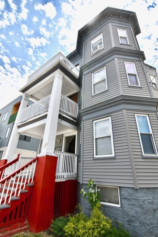 42 Colonial Ave # 2 Property Photo 14