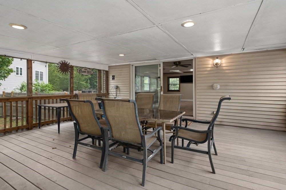 128 Collins St Property Photo 15