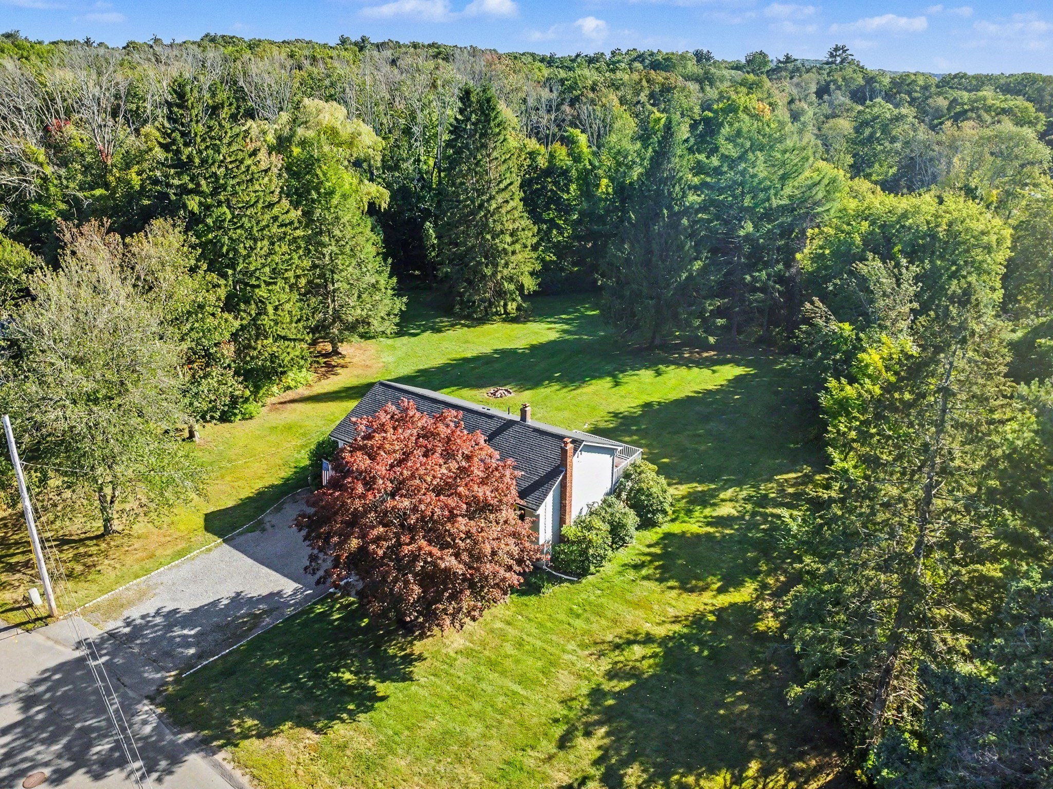 49 Meadowview Rd Property Photo 2
