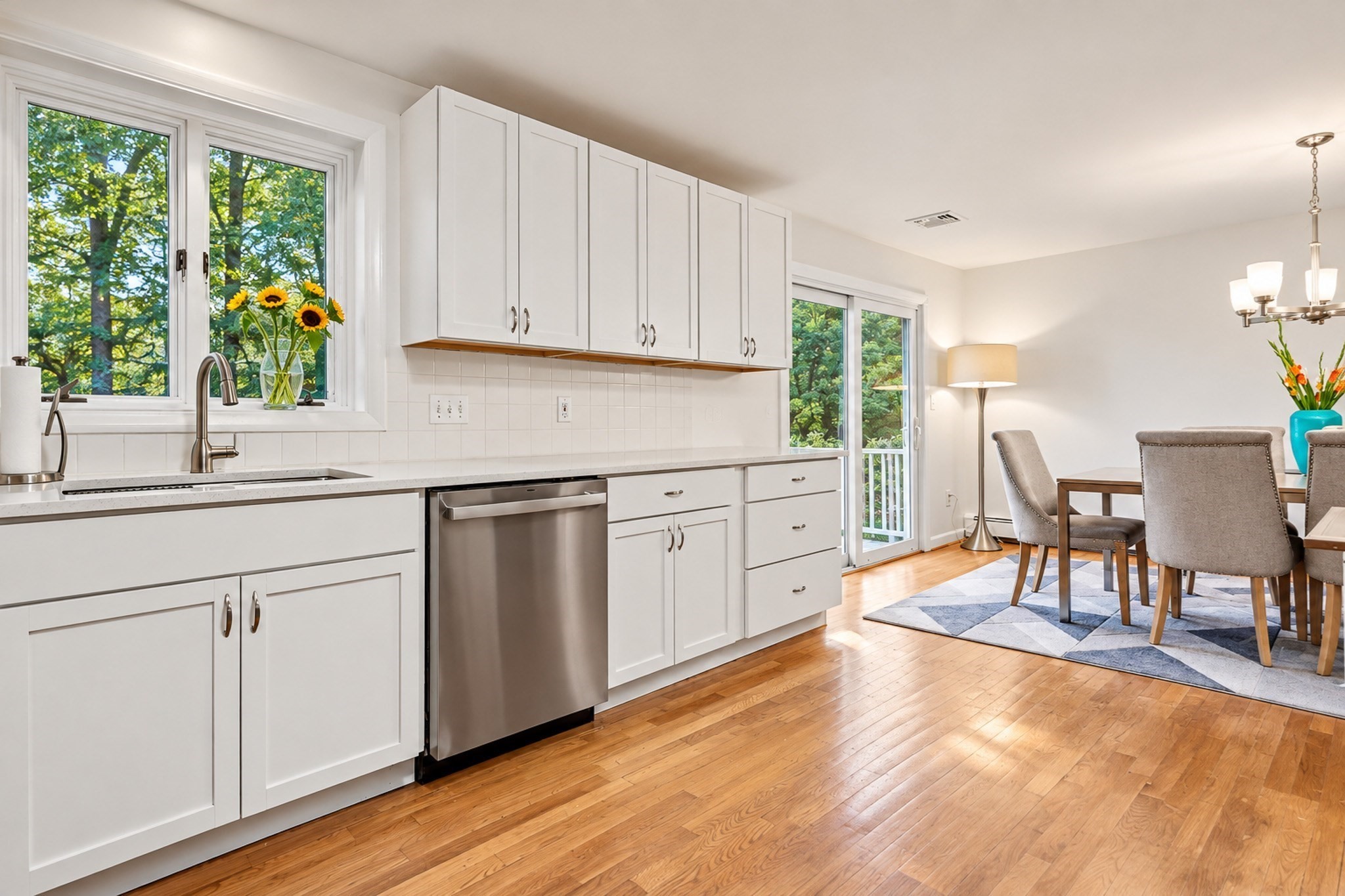 49 Meadowview Rd Property Photo 17