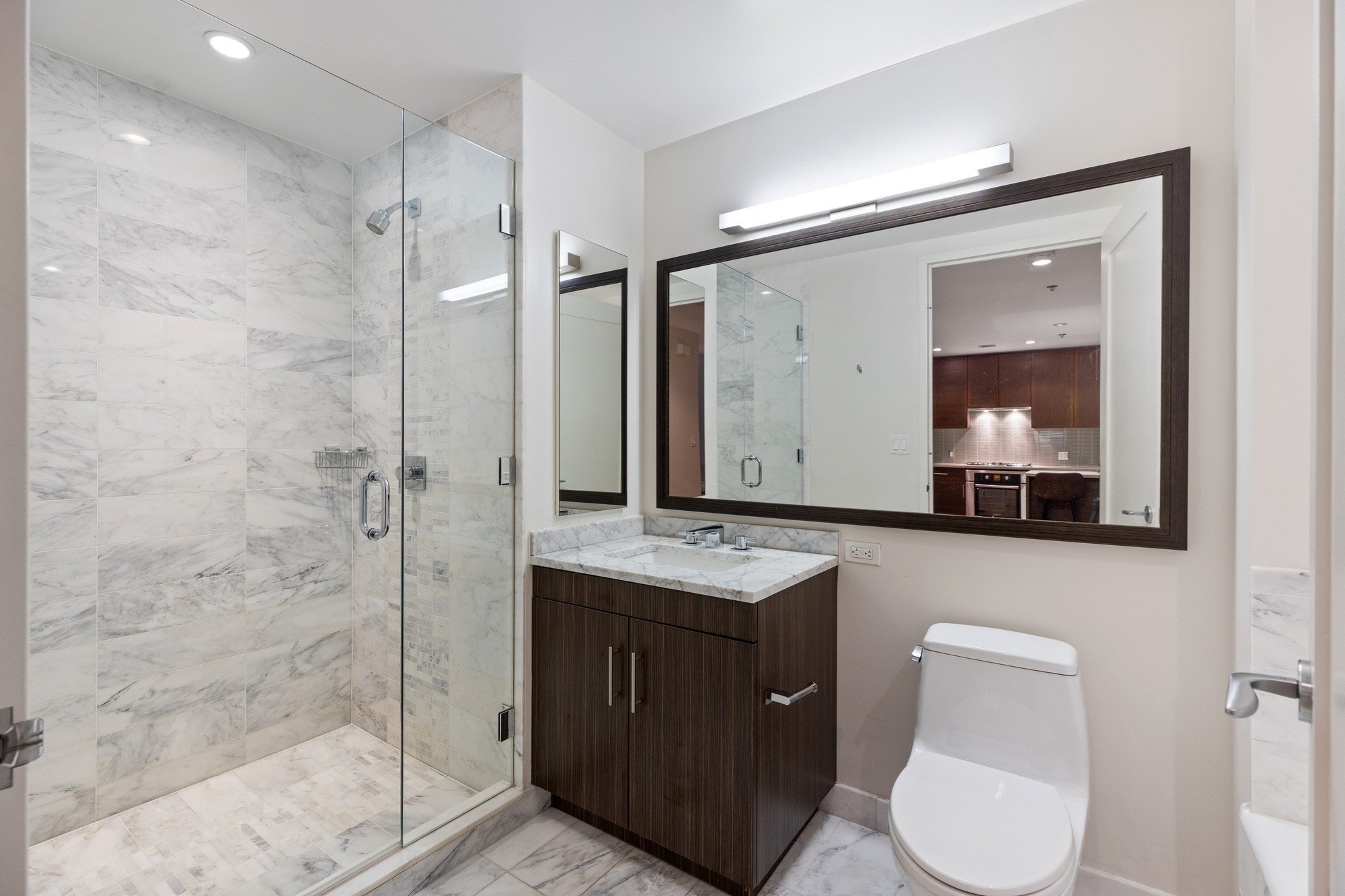 580 Washington # 204 Property Photo 13