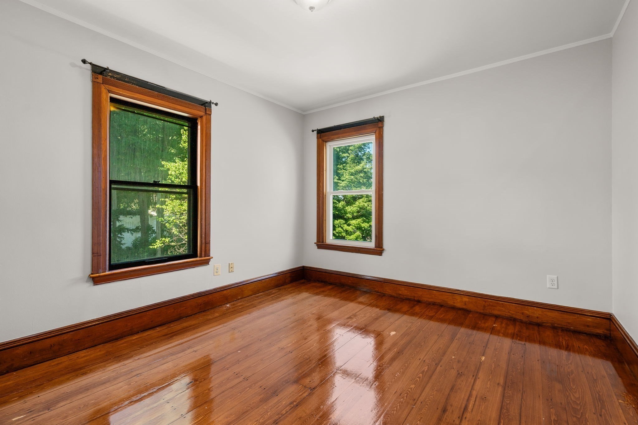 305 Central Street Property Photo 19