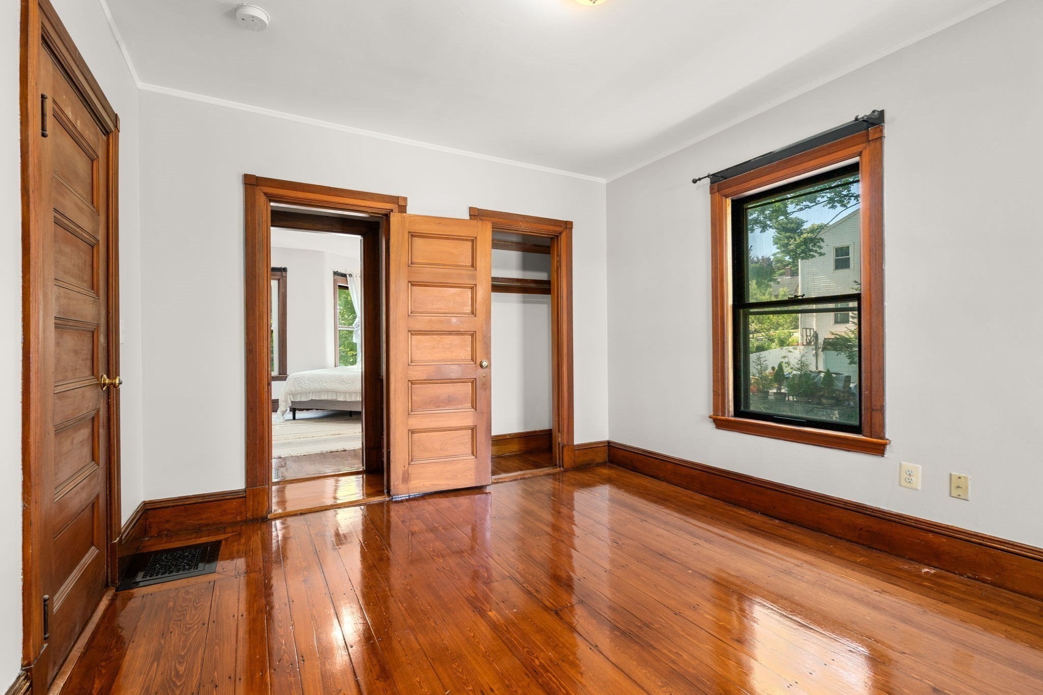 305 Central Street Property Photo 20