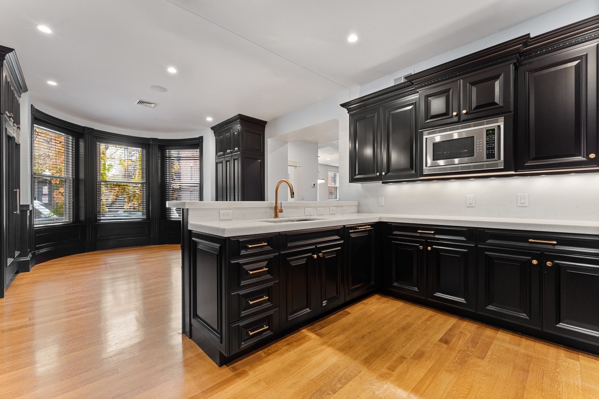 136 Saint Botolph St # 136 Property Photo 1