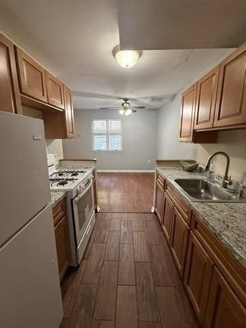 66 Saint James # 203 Property Photo 8