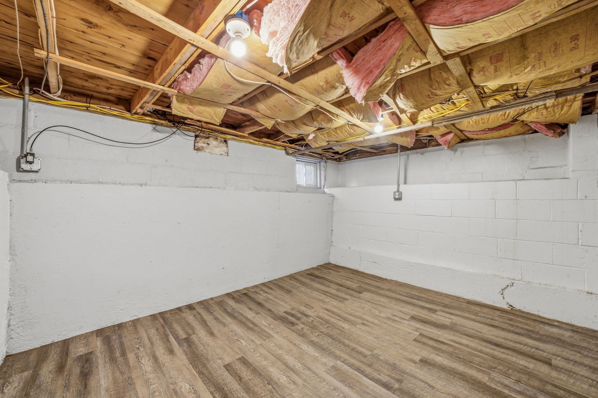 33 School St Property Photo 40