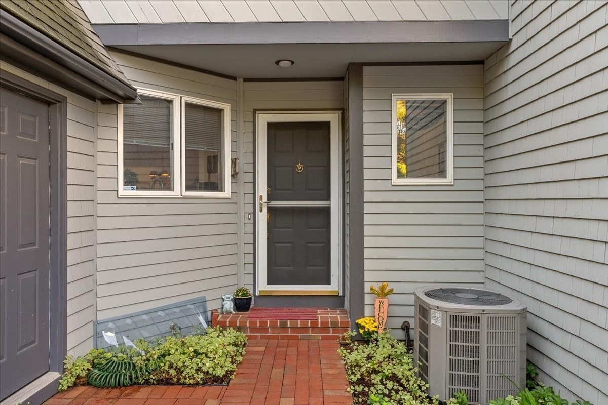 30 Woodbury St # 30 Property Photo 3