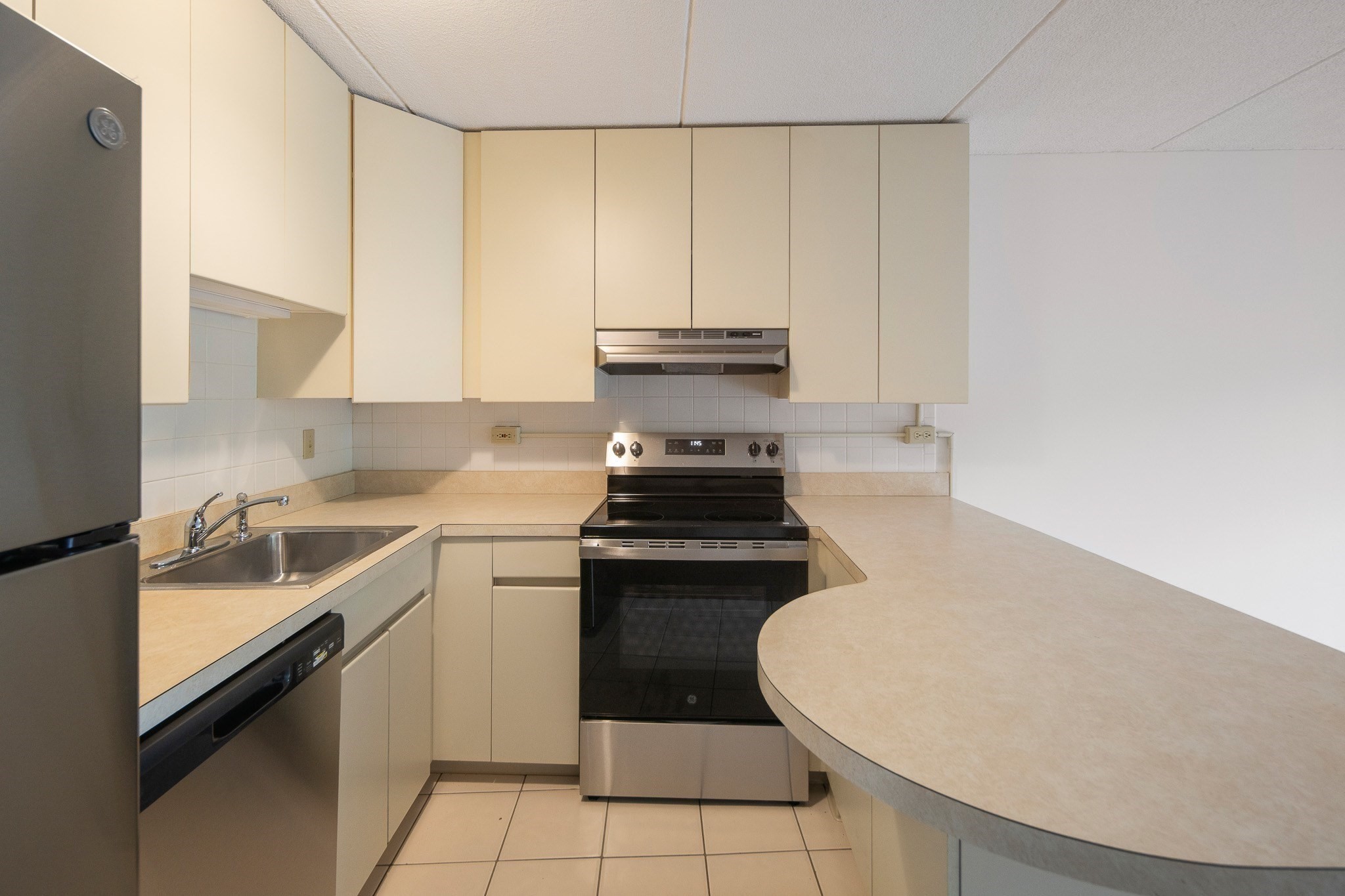 200 Swanton St # T14 Property Photo 7