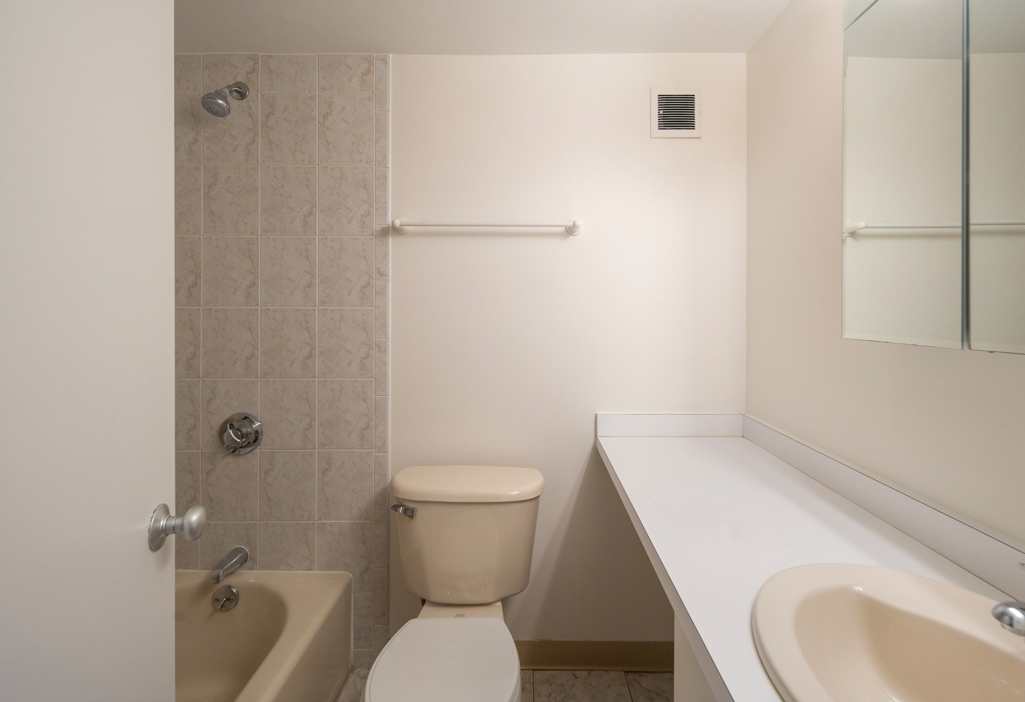 200 Swanton St # T14 Property Photo 13
