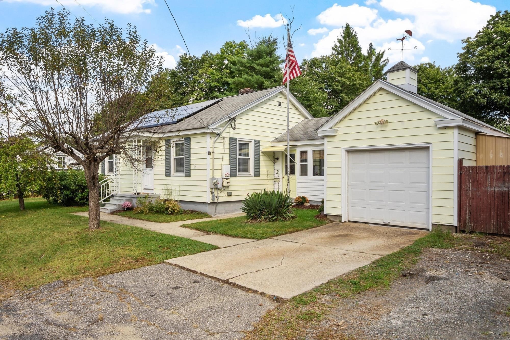 2 Hamilton St Property Photo 4