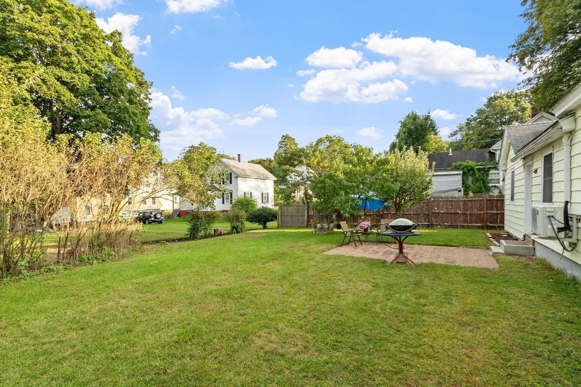 2 Hamilton St Property Photo 34