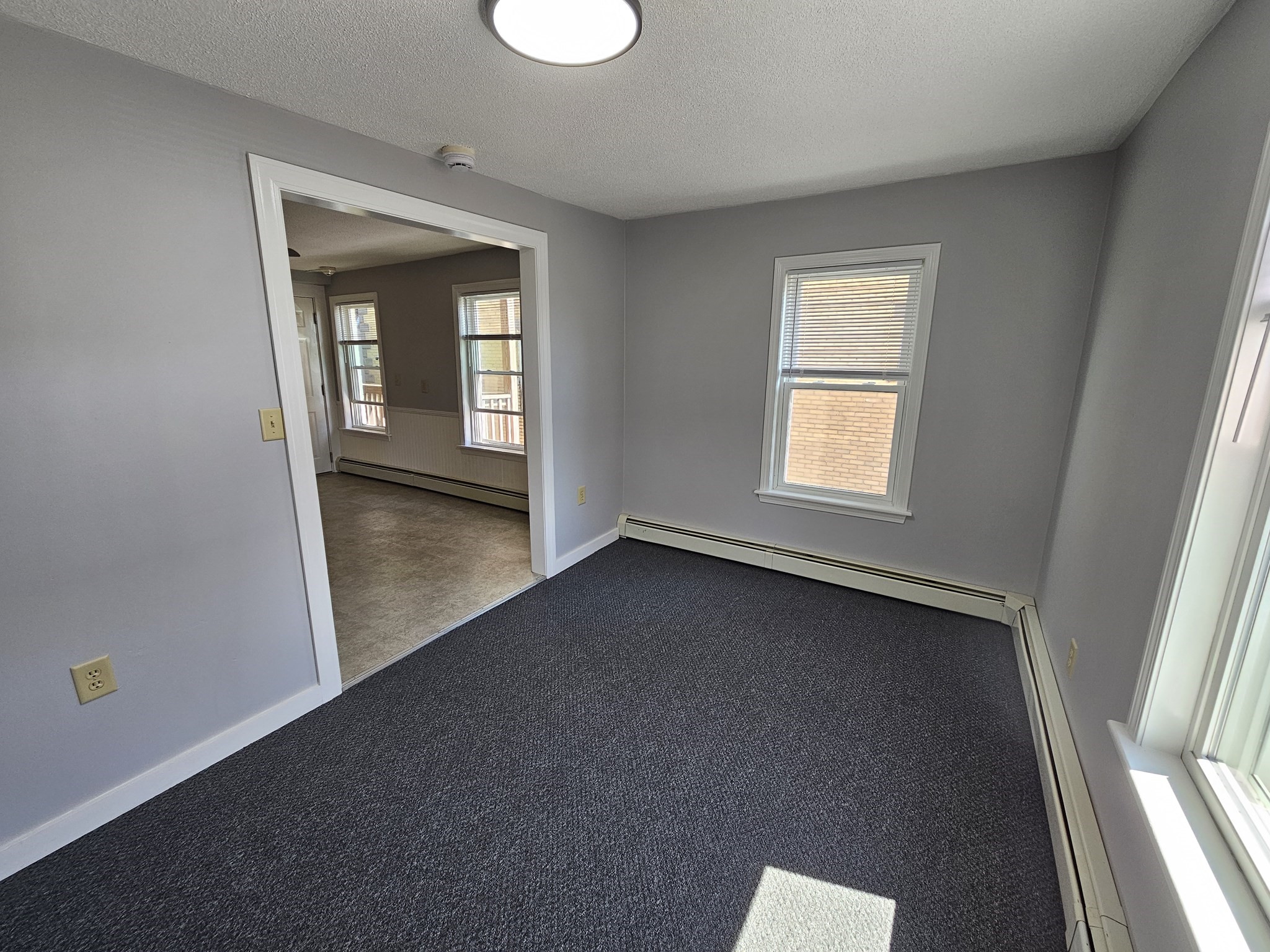 558 East School St Property Photo 16