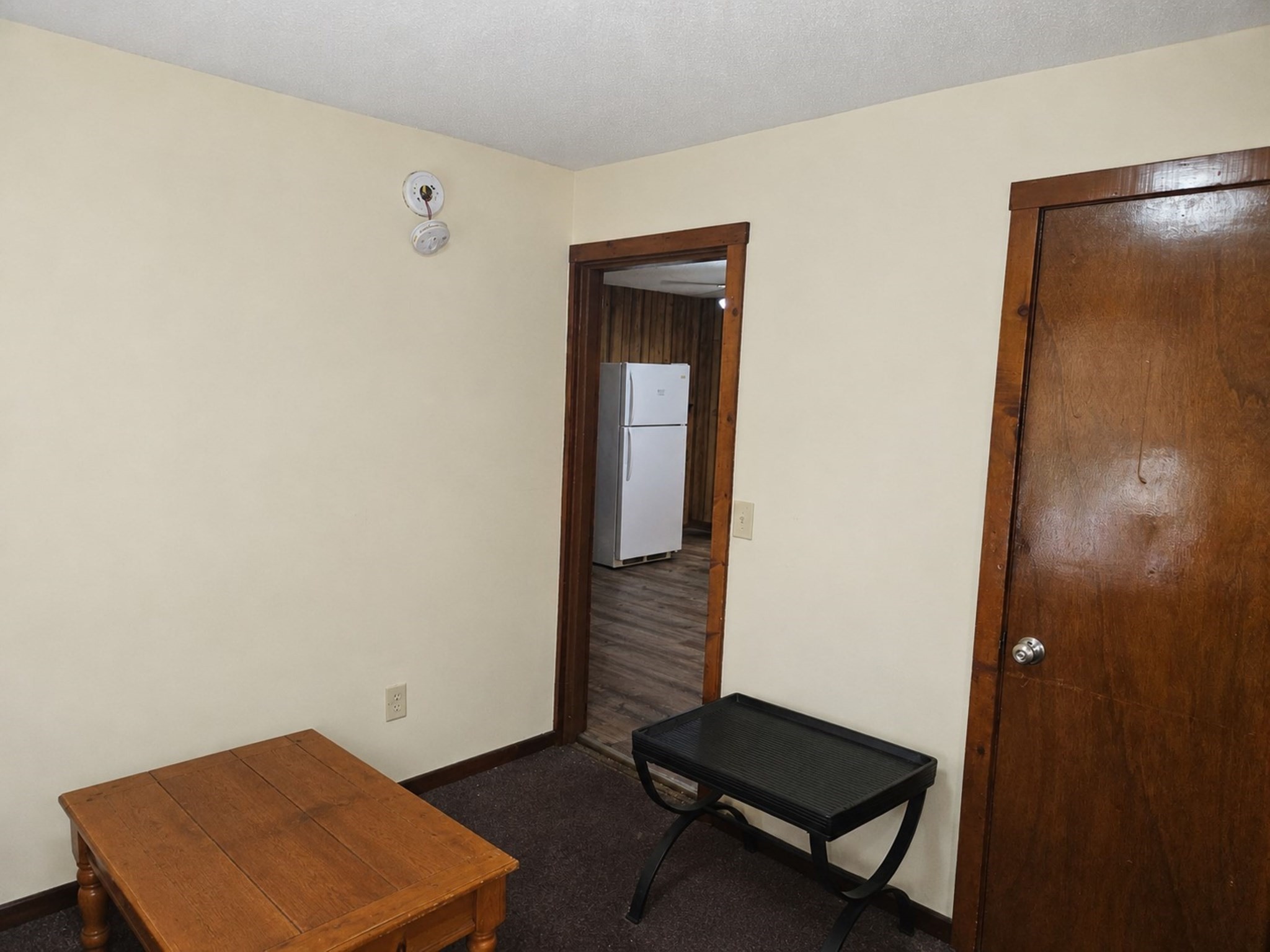 558 East School St Property Photo 21