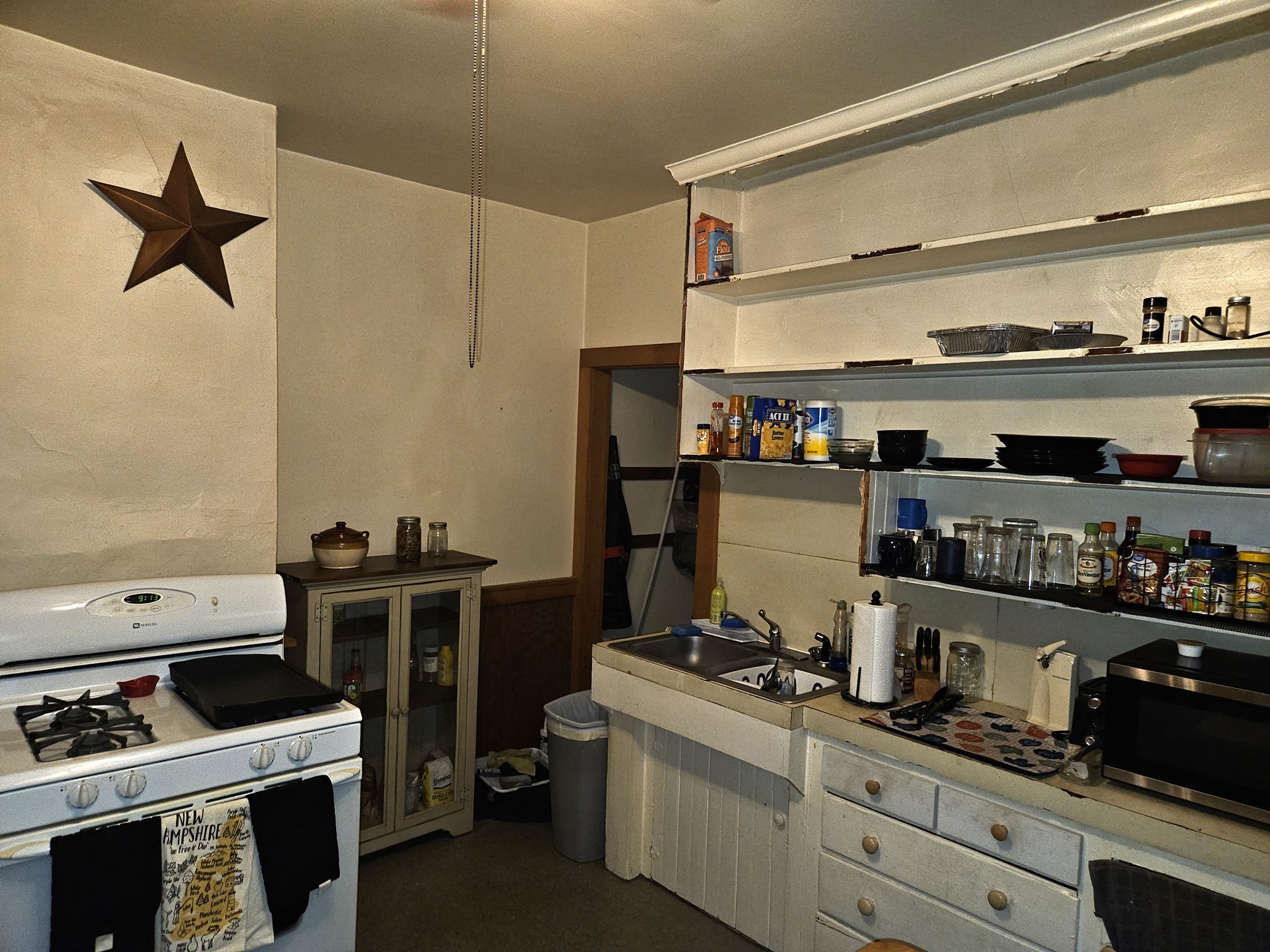 558 East School St Property Photo 28