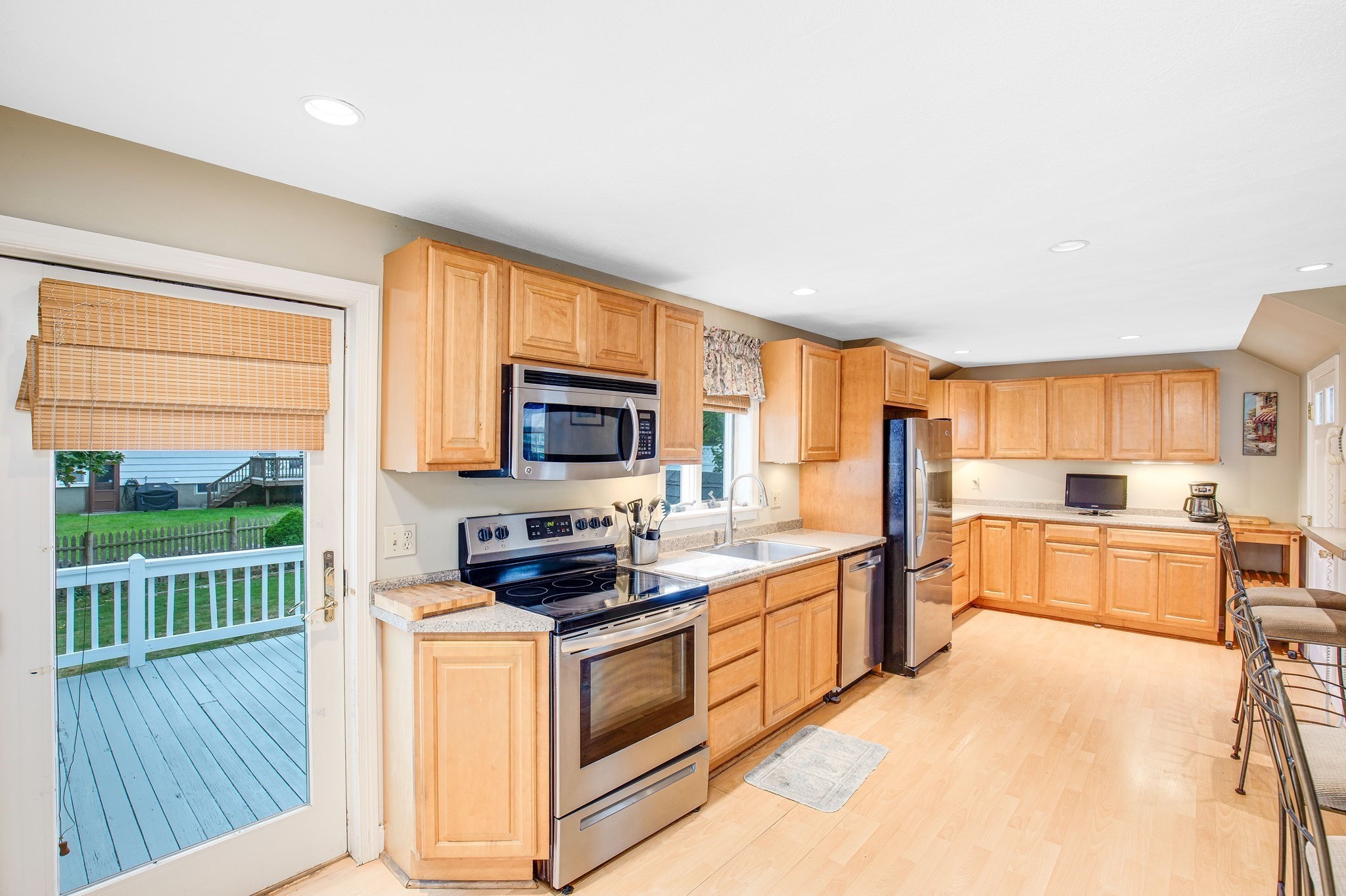 18 Mohawk Rd Property Photo 6