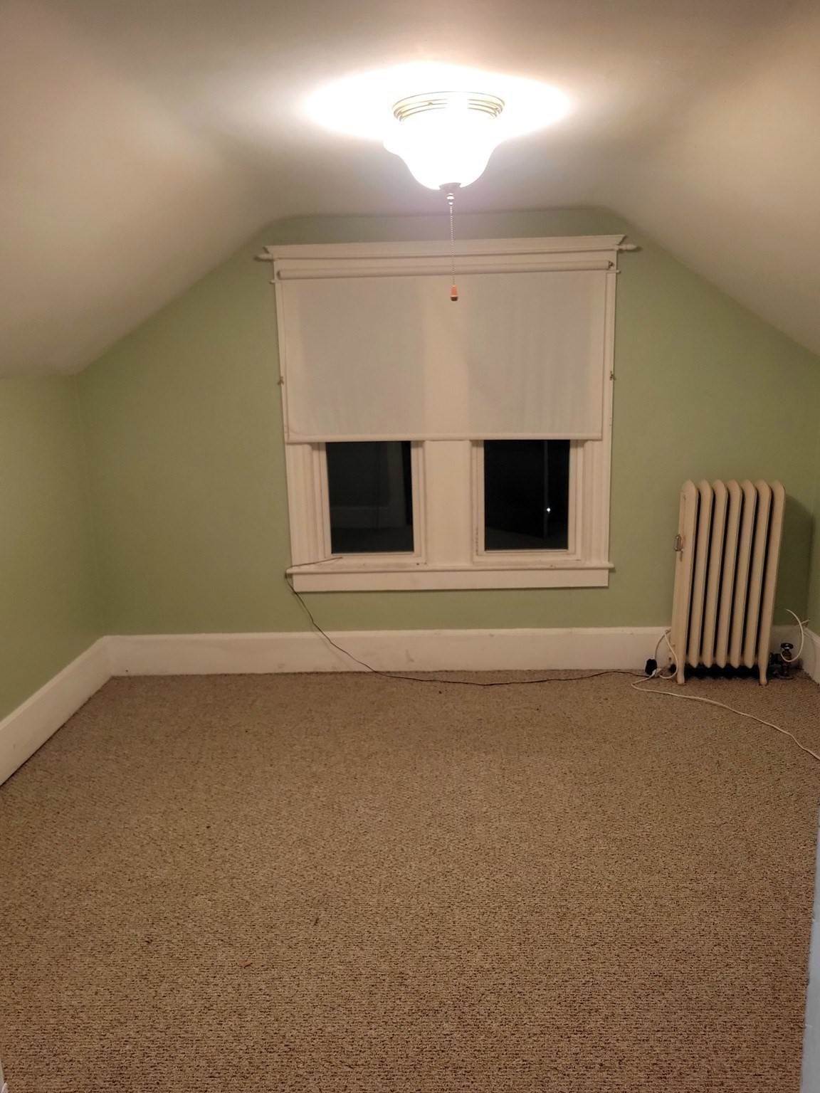 185 Dracut St Property Photo 11