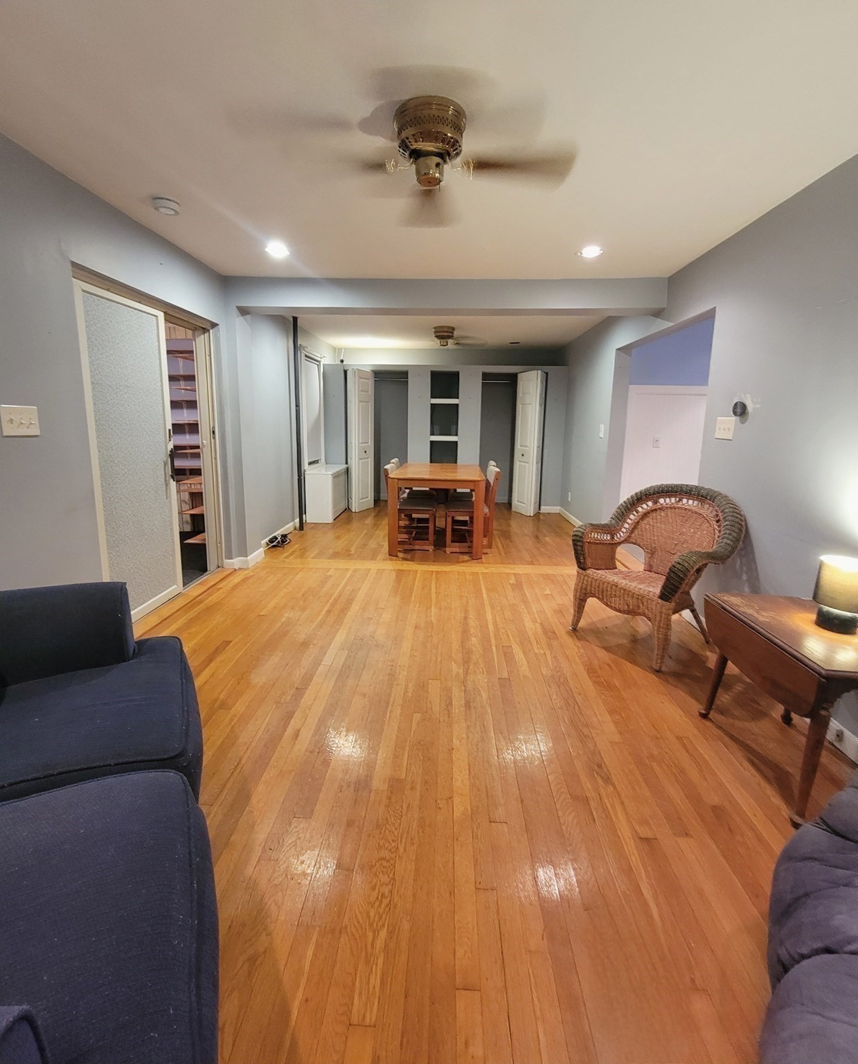185 Dracut St Property Photo 13