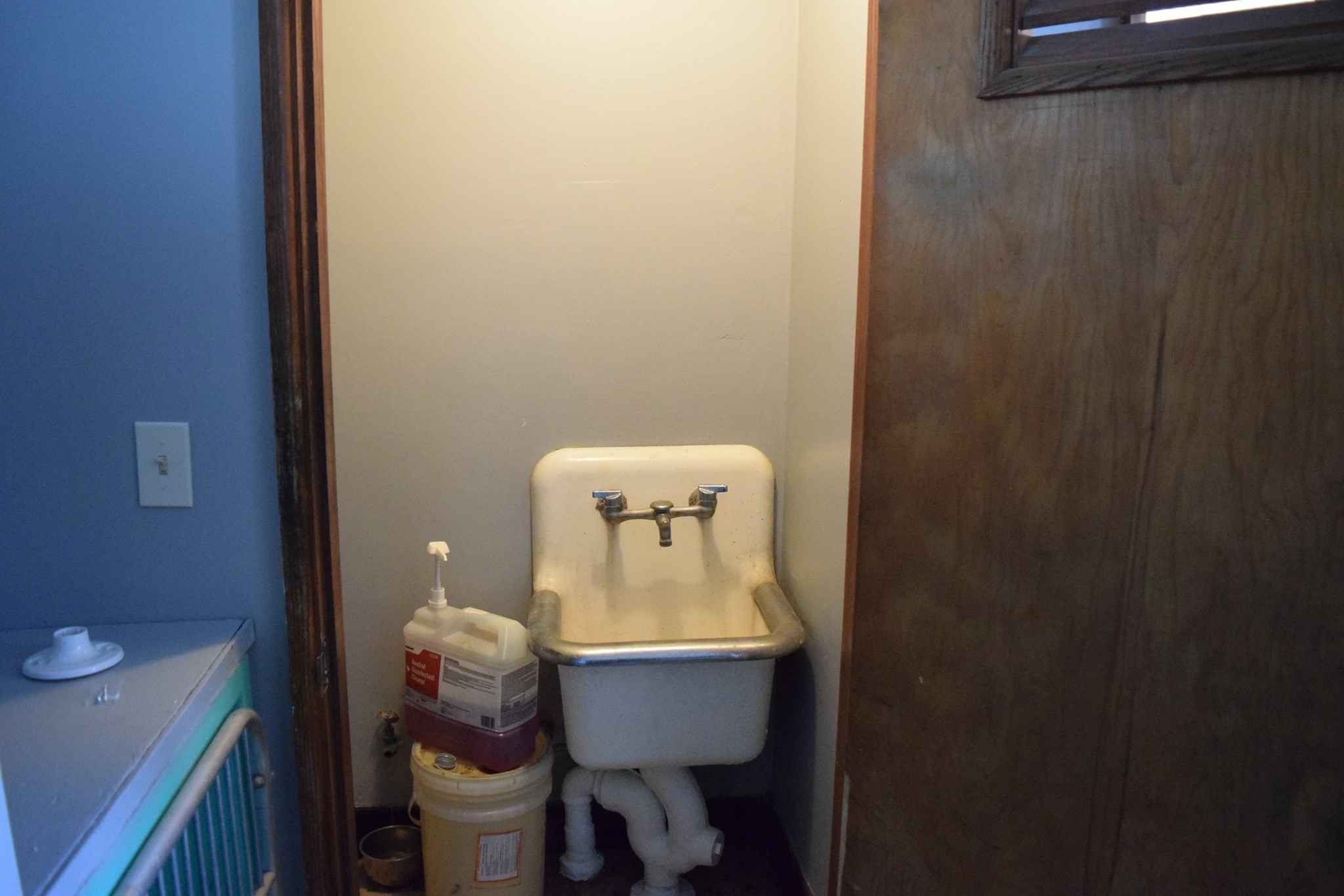 475 Cedar Ave Property Photo 23