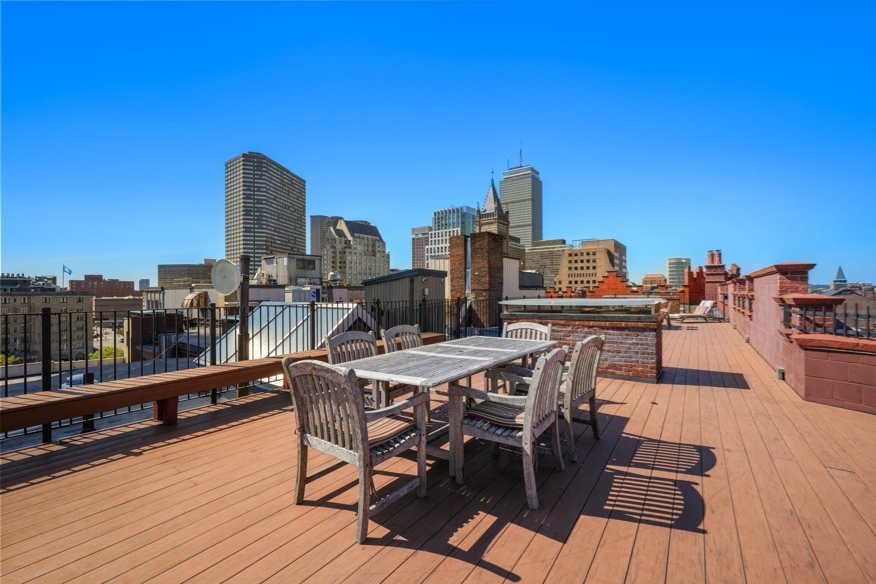 271 Dartmouth St # 4e Property Photo 12