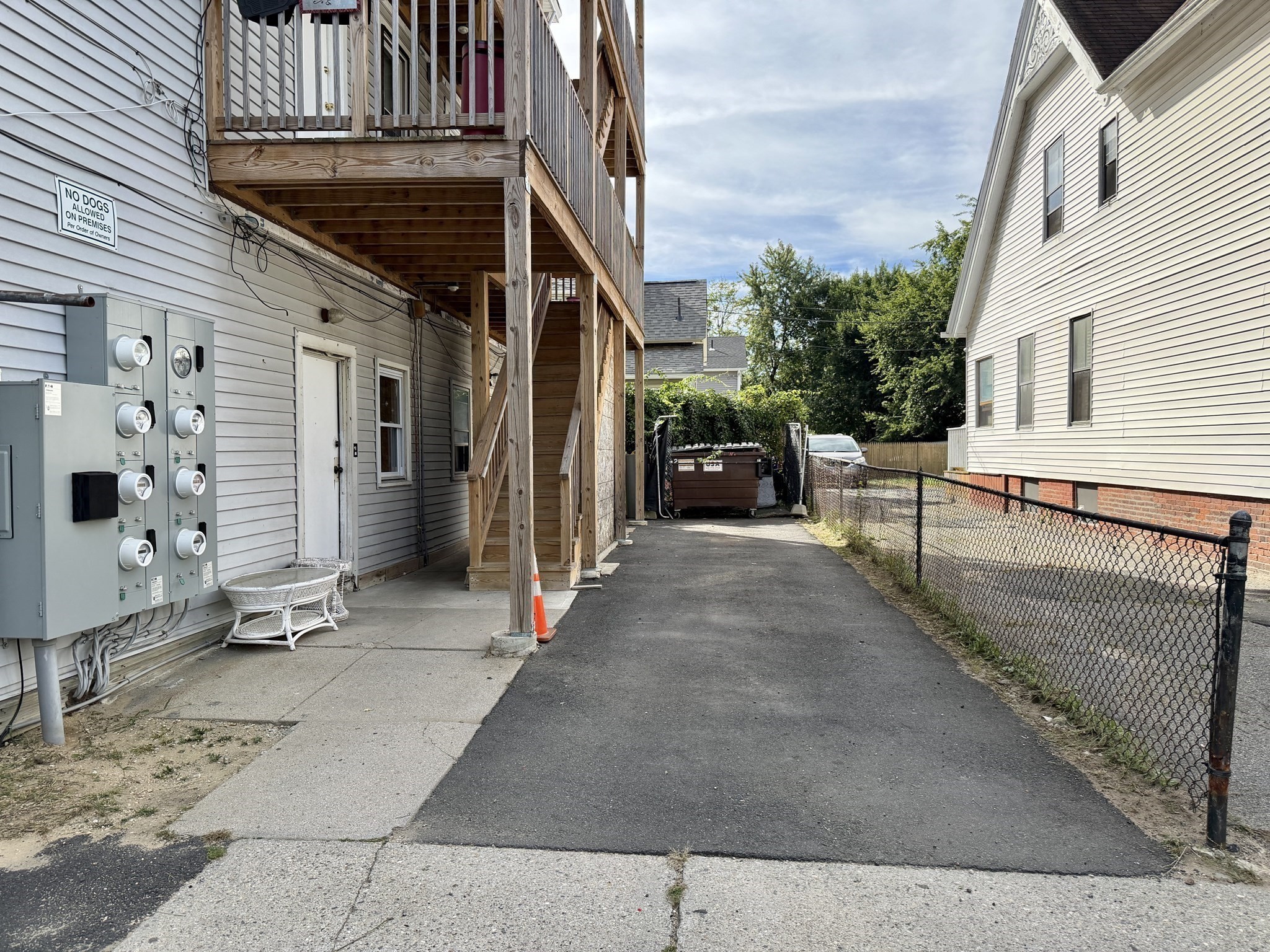 228-232 Eastern Ave Property Photo 4