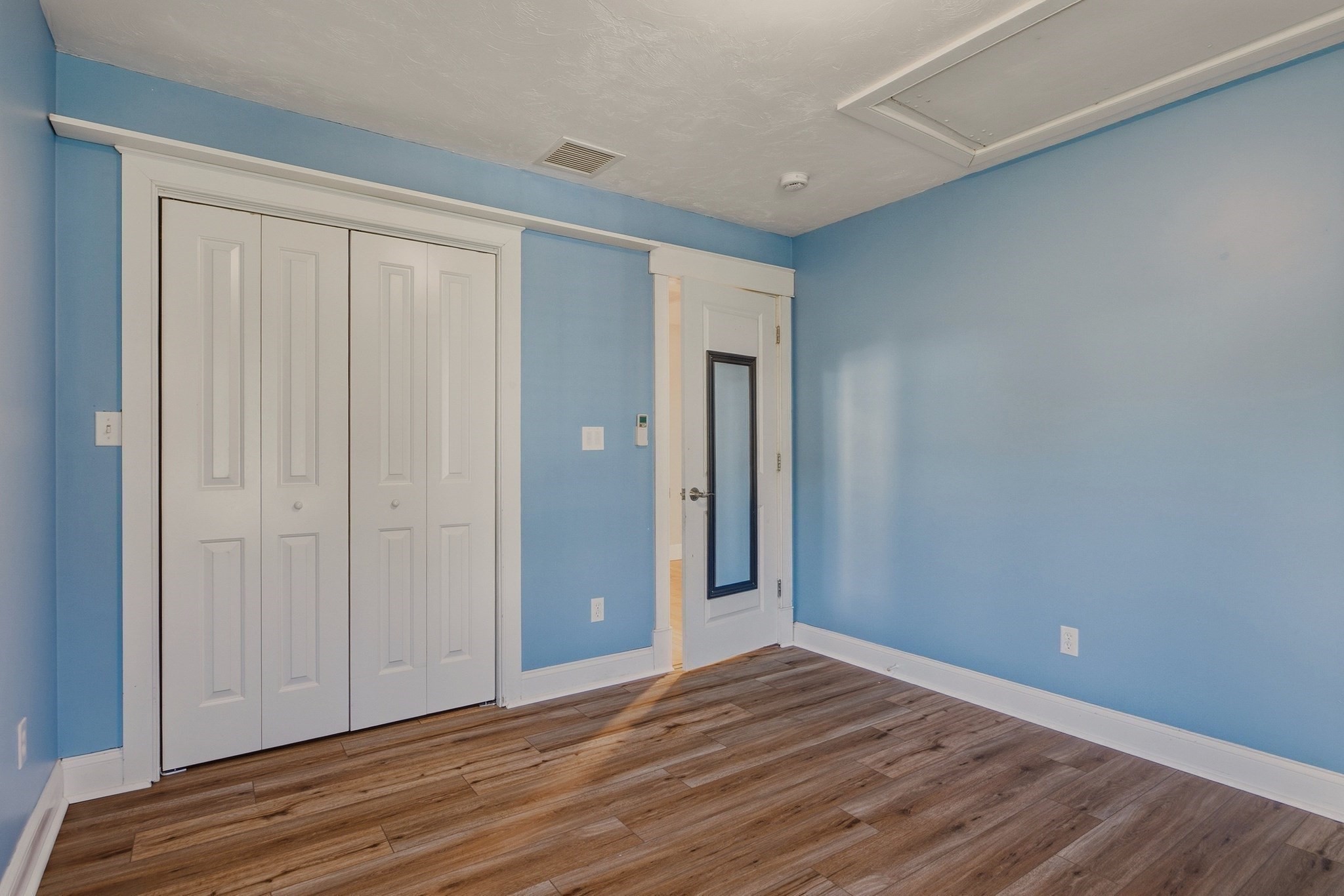 33 Flores Property Photo 24