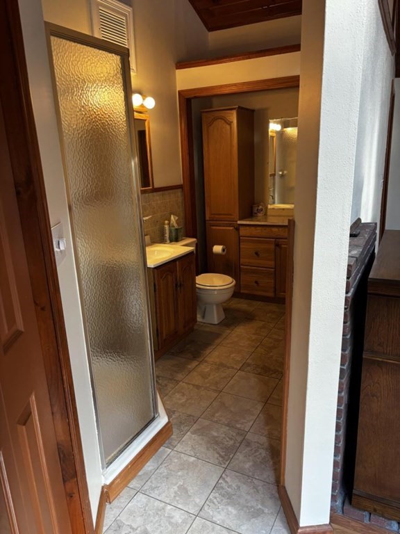 91 Hayward Ave Property Photo 11